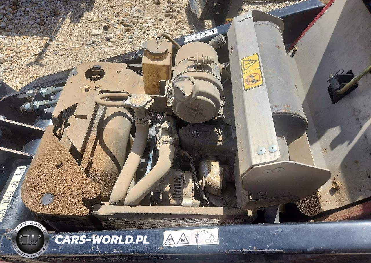 2010 Toro Forklift Industrial VIN:22323312000245 - 7