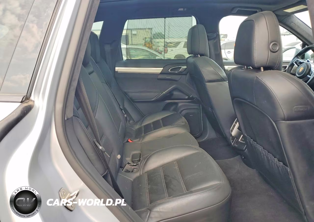 2016 Porsche Cayenne Gts VIN:WP1AD2A21GLA72031 - 11