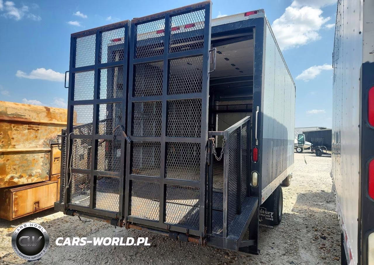 2010 Chevrolet Express Box Truck VIN:1GB6G3BG2A1113157 - 3