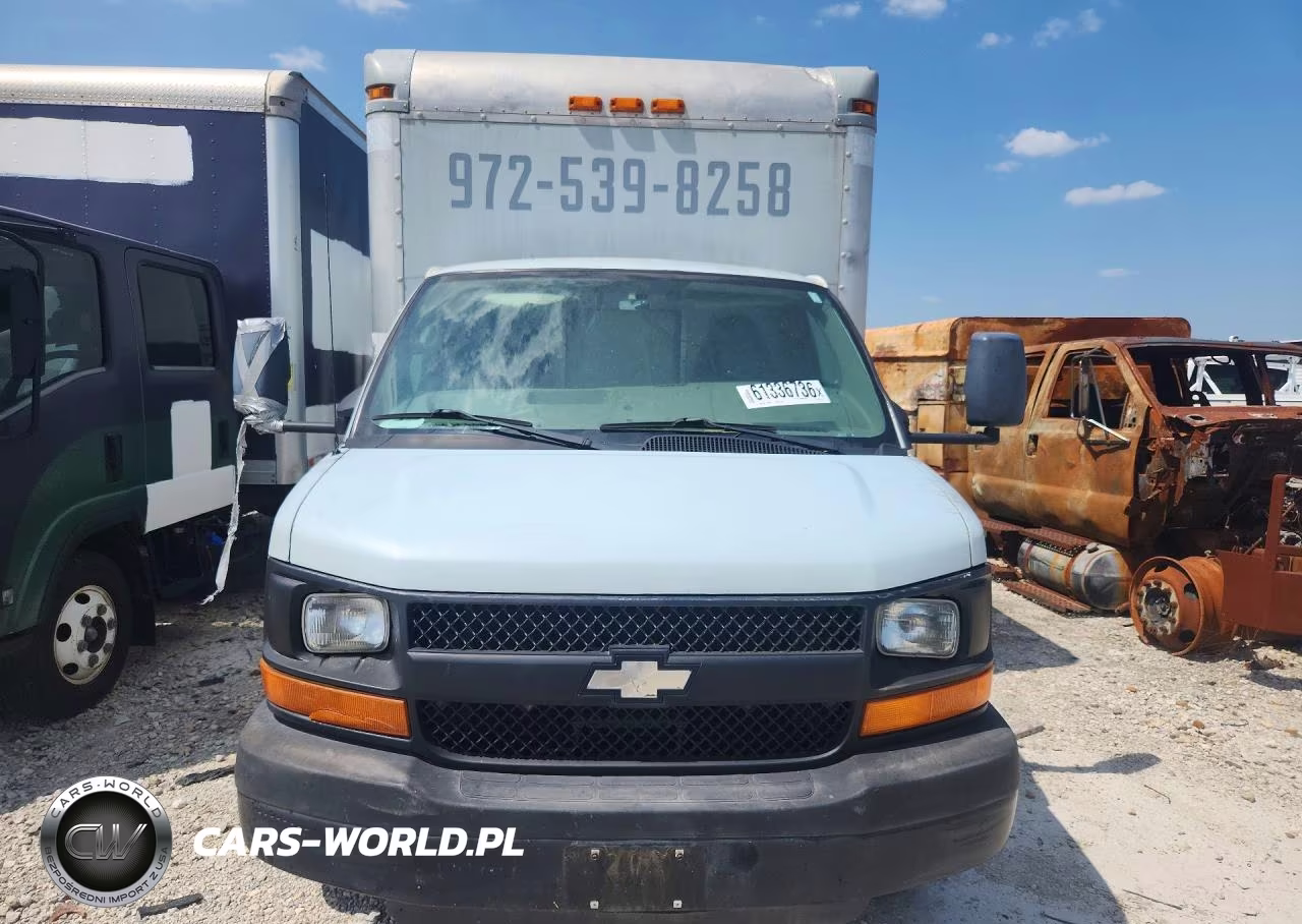 2010 Chevrolet Express Box Truck VIN:1GB6G3BG2A1113157 - 5