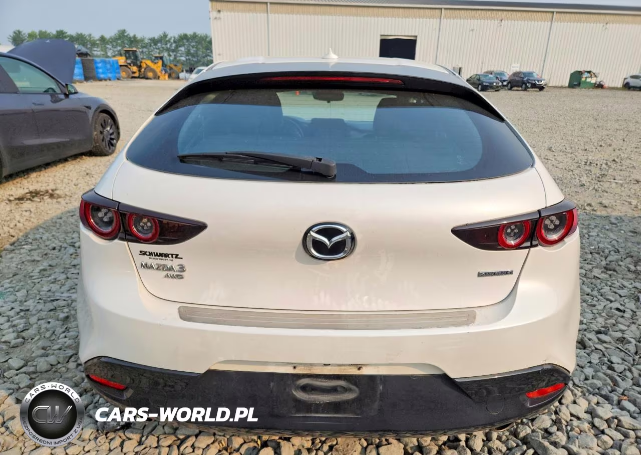 2021 Mazda 3 Premium VIN:JM1BPBML1M1401674 - 6