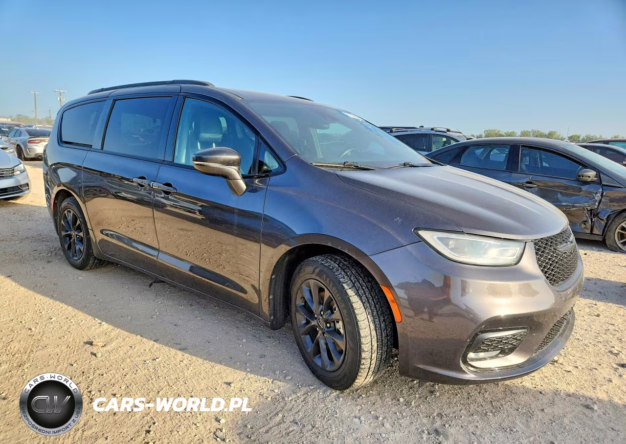 2021 Chrysler Pacifica Touring L VIN:2C4RC1BG2MR572200 - 4