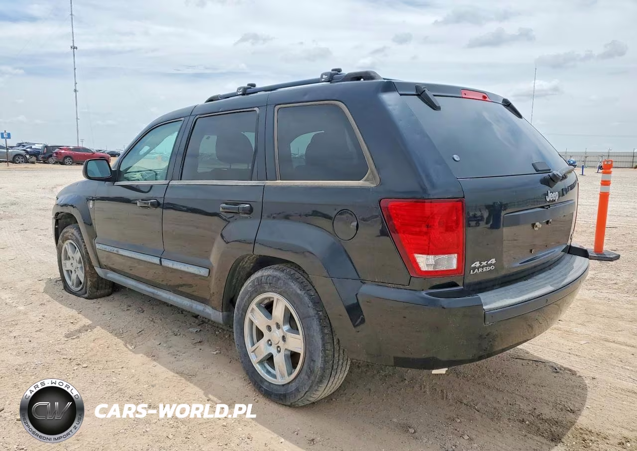 2007 Jeep Grand Cherokee Laredo VIN:1J8HR48P67C615896 - 2