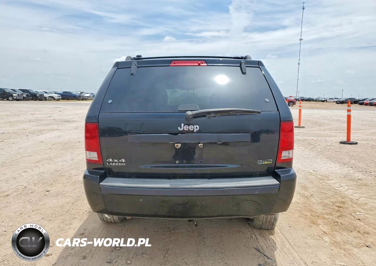 2007 Jeep Grand Cherokee Laredo VIN:1J8HR48P67C615896 - 6
