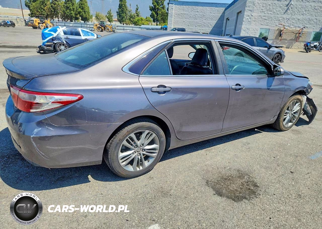 2015 Toyota Camry Hybrid Se VIN:4T1BD1FK5FU174901 - 3