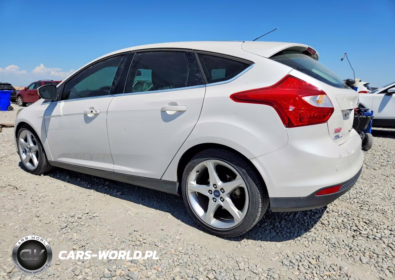 2012 Ford Focus Titanium VIN:1FAHP3N23CL380969 - 2