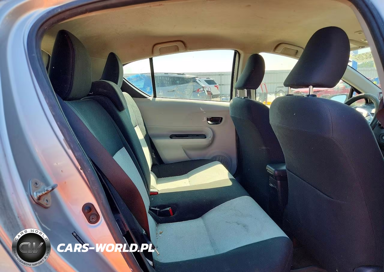 2012 Toyota Prius C Two VIN:JTDKDTB39C1527426 - 10