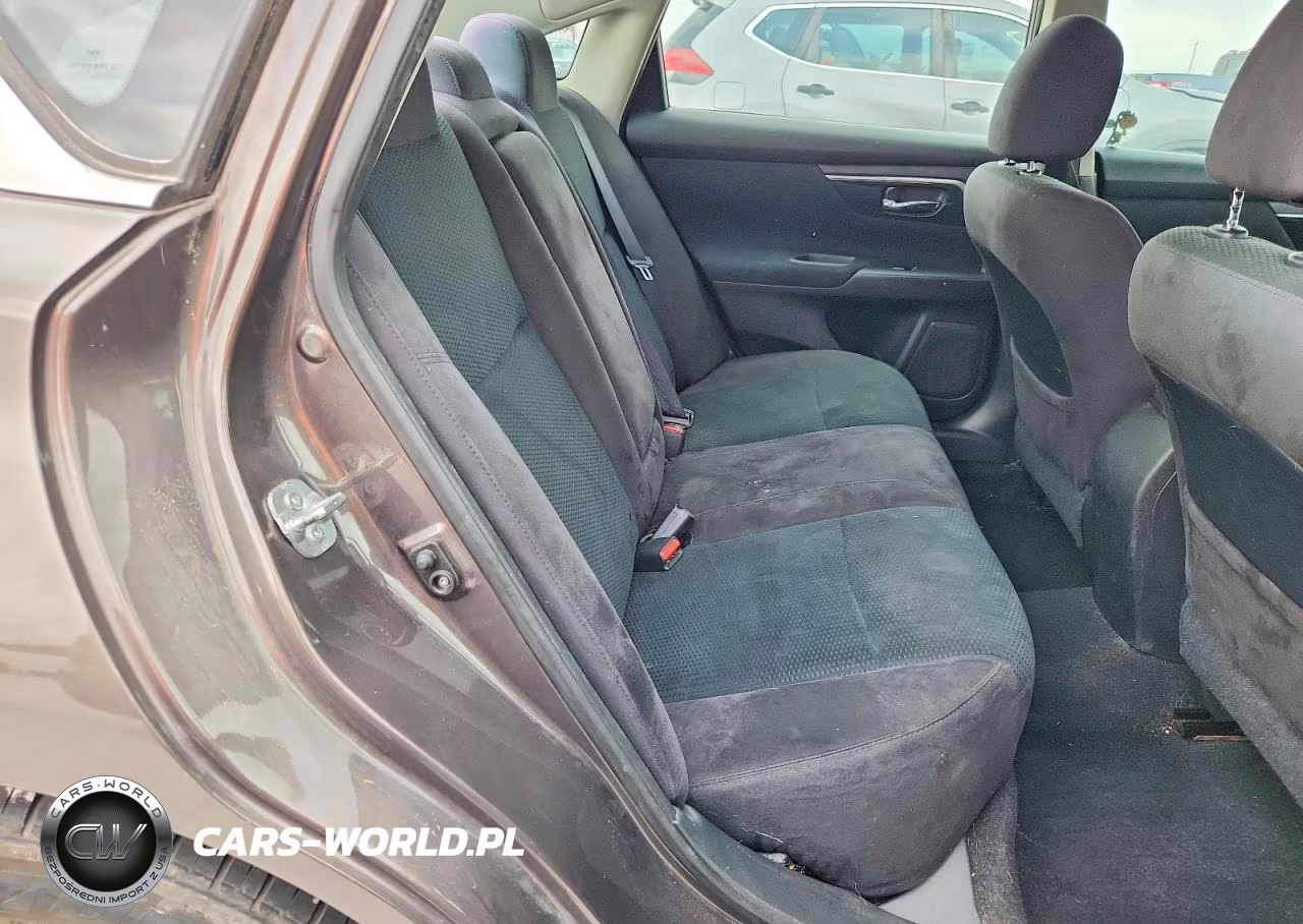 2014 Nissan Altima 2.5 S VIN:1N4AL3AP5EN383328 - 10