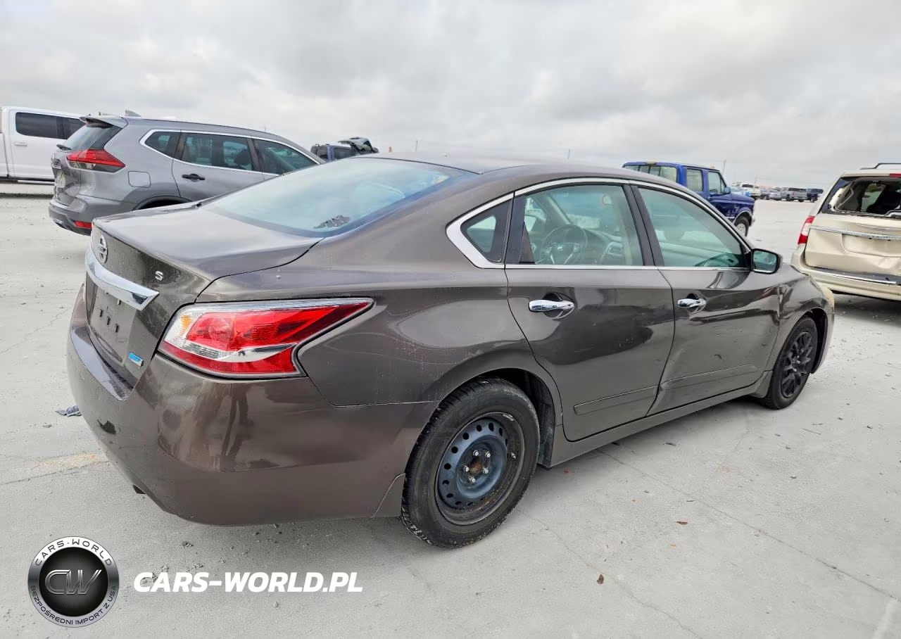 2014 Nissan Altima 2.5 S VIN:1N4AL3AP5EN383328 - 3