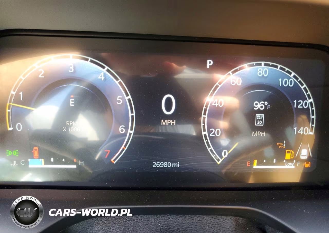 2025 Jeep Grand Cherokee Summit VIN:1C4RJHEG0S8718371 - 9