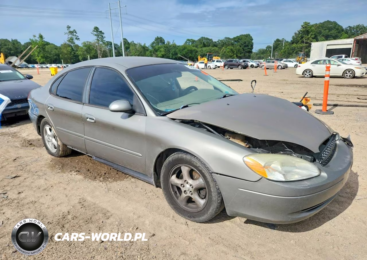 FORD TAURUS VIN:1FAFP55U23G275885 - 4