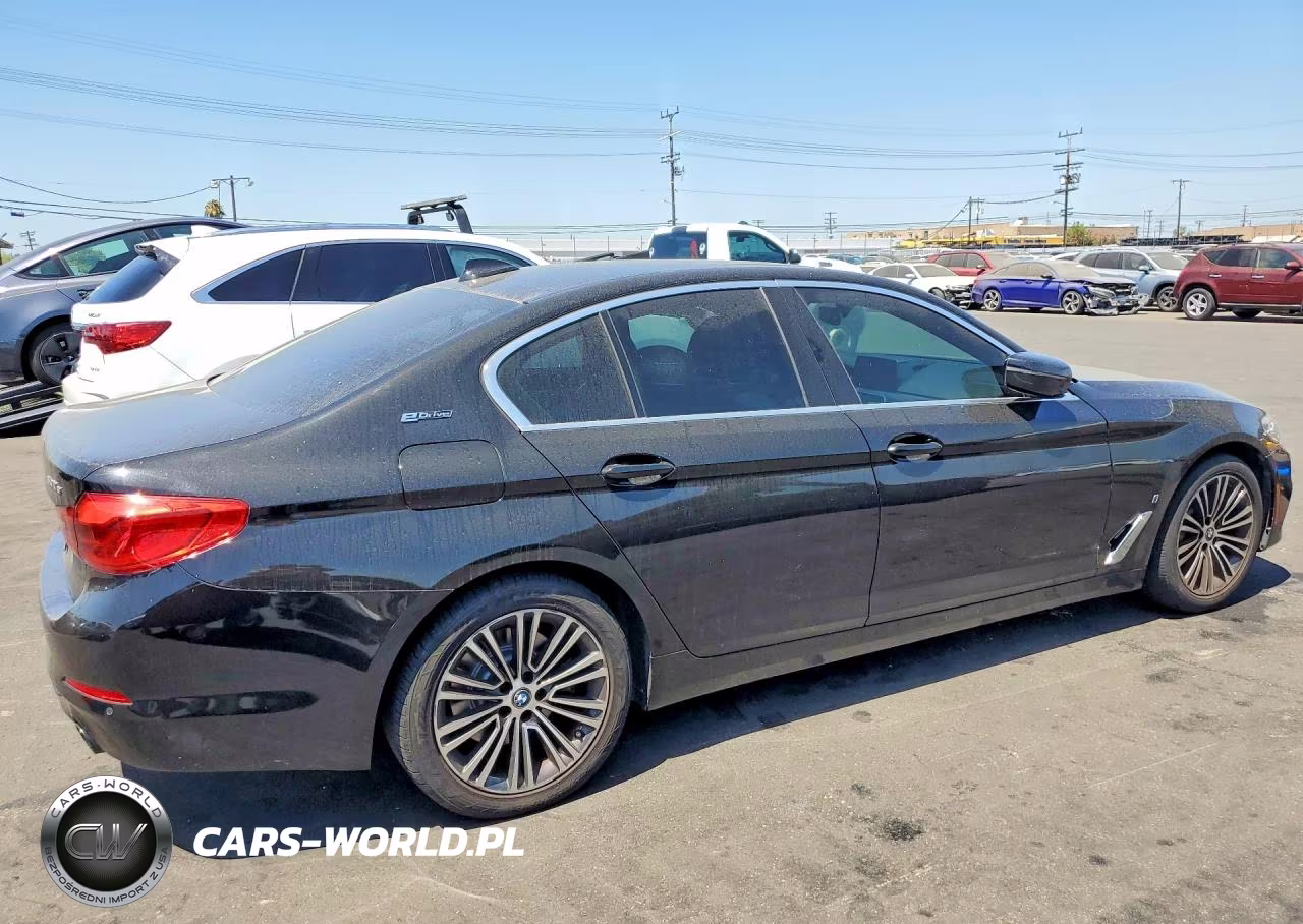 2019 BMW 530E VIN:WBAJA9C57KB254290 - 3