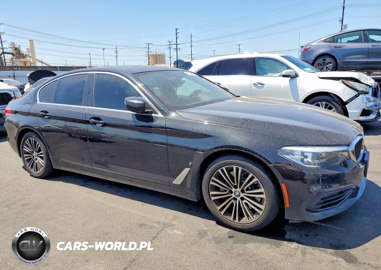 2019 BMW 530E VIN:WBAJA9C57KB254290 - 4