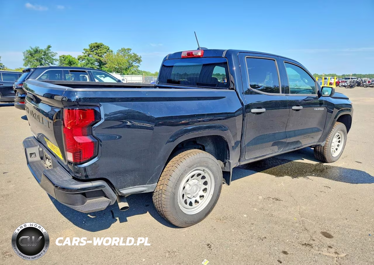 2024 Chevrolet Colorado VIN:1GCGSBEC3R1231909 - 3