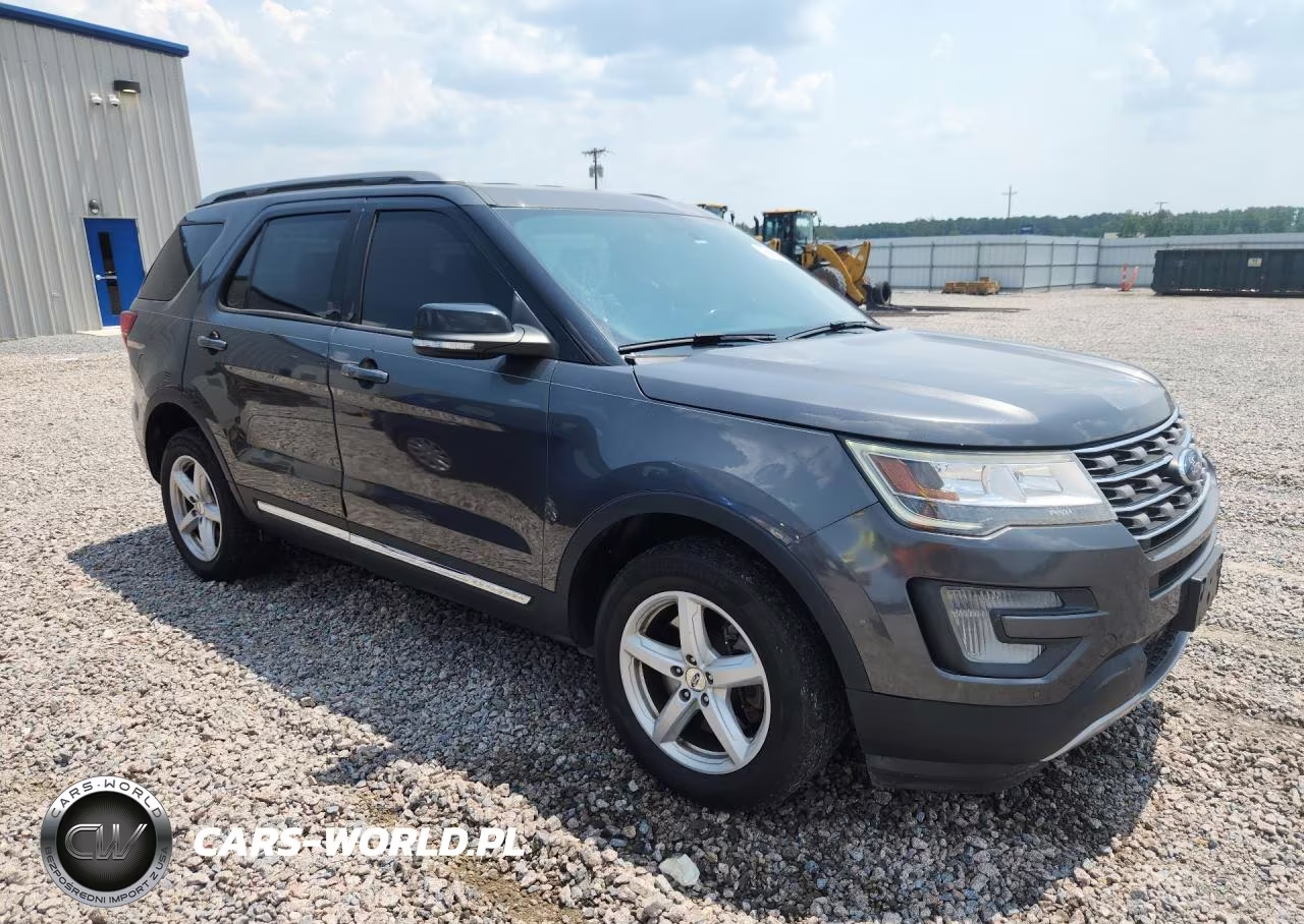 2017 Ford Explorer Xlt VIN:1FM5K8DH0HGD73682 - 4