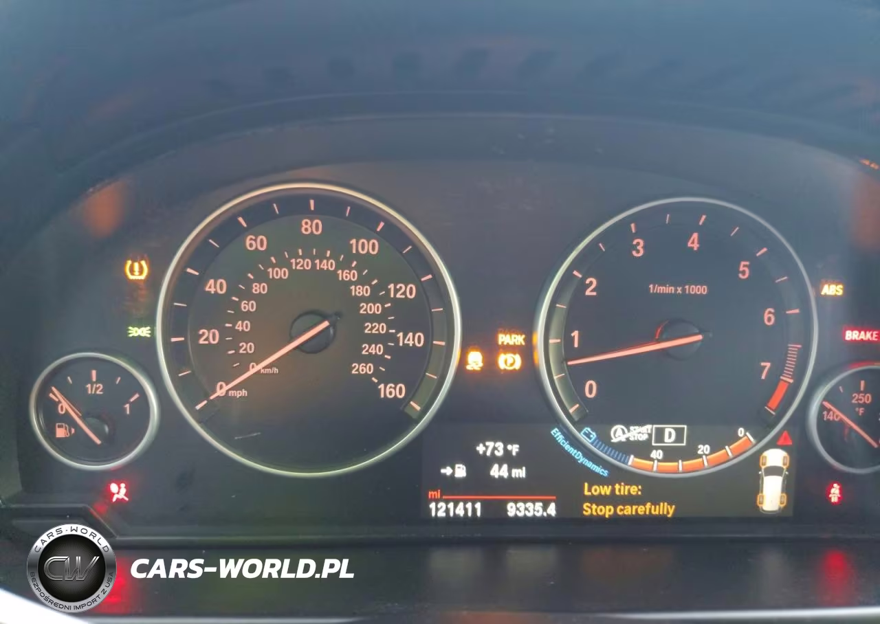 2015 BMW X5 Sdrive35I VIN:5UXKR2C54F0H39531 - 9