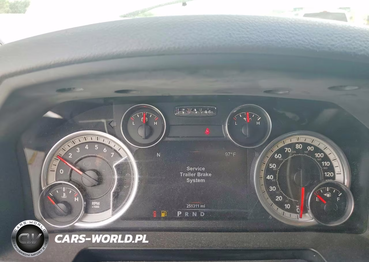 2015 Ram 3500 Slt VIN:3C63R3DJ8FG666770 - 9
