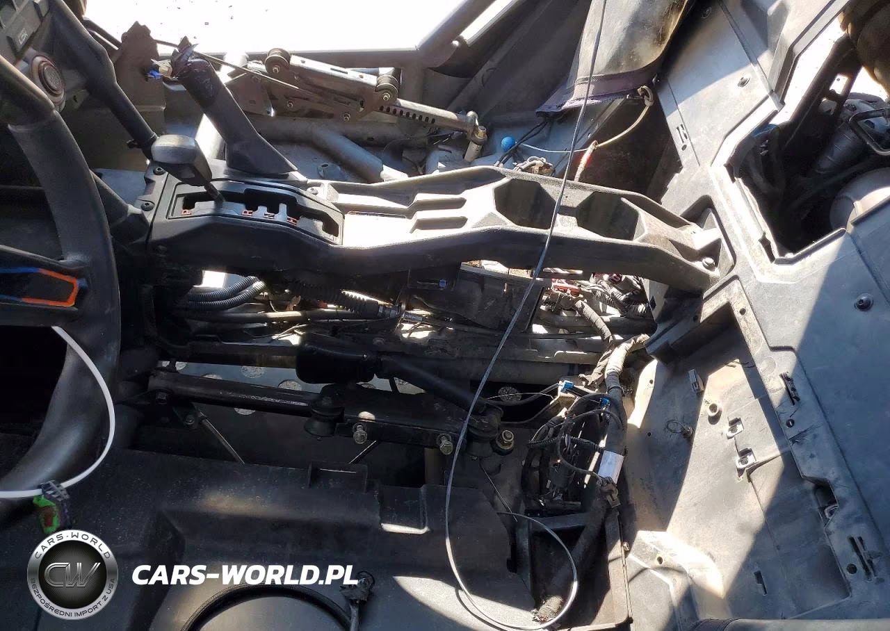 2022 Can-Am Maverick X3 Utility Vehicle VIN:3JBVGAY42NE003563 - 9