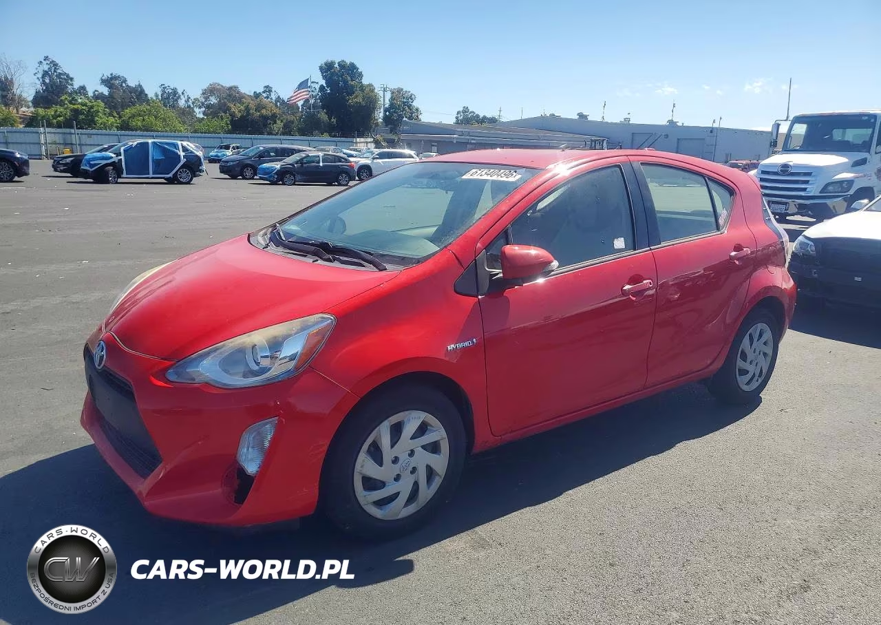 2015 Toyota Prius C One