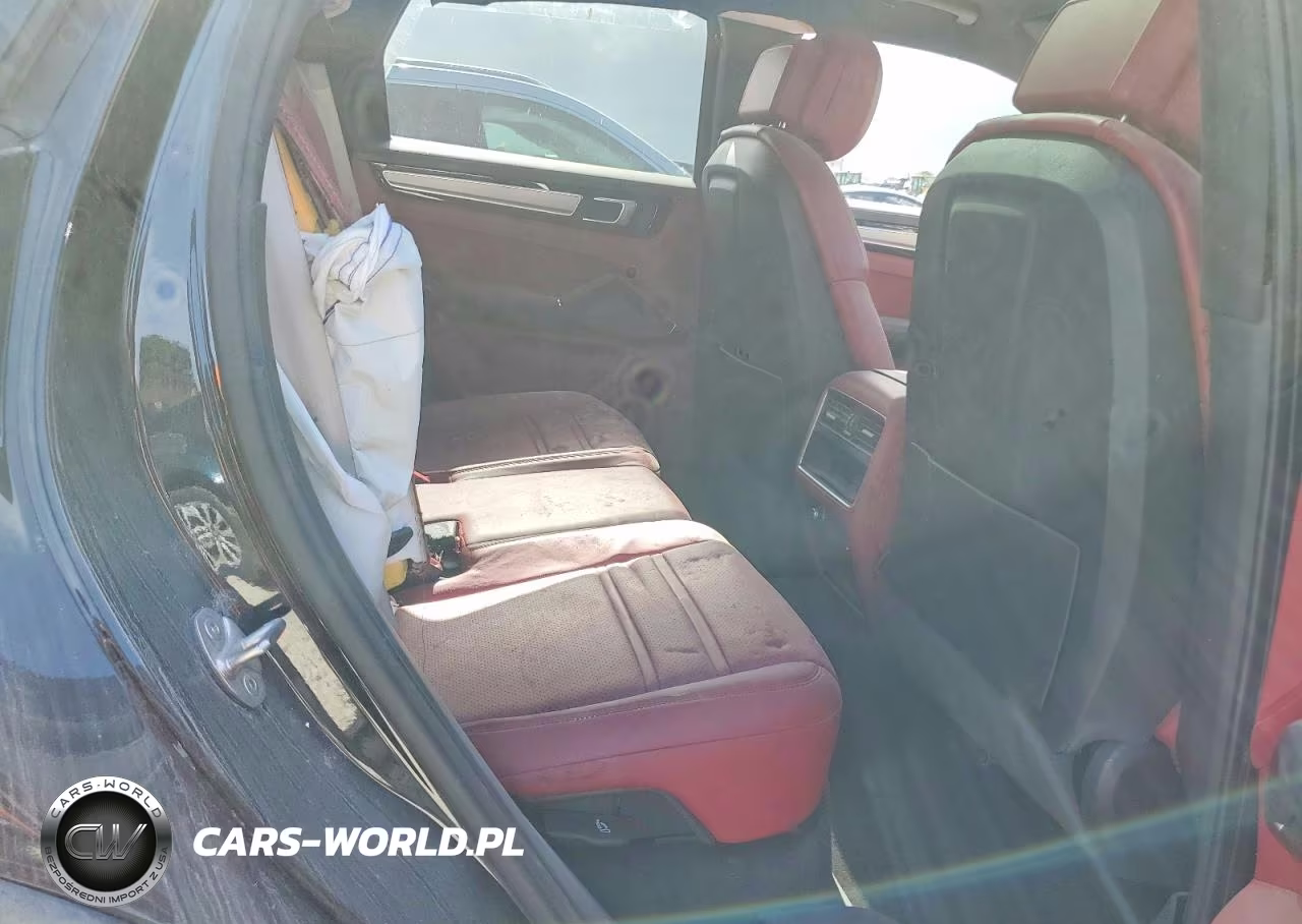 2023 Porsche Cayenne E-Hybrid VIN:WP1AE2AY1PDA12004 - 10