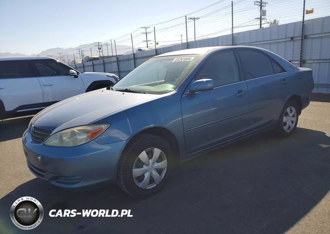 2004 Toyota Camry Le