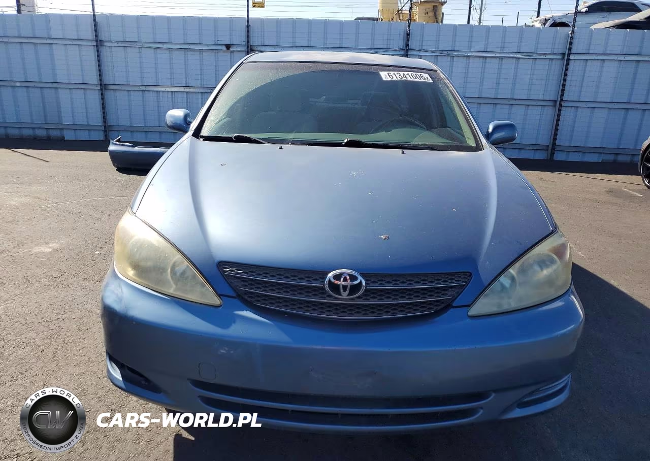 2004 Toyota Camry Le VIN:JTDBE32K440269151 - 5
