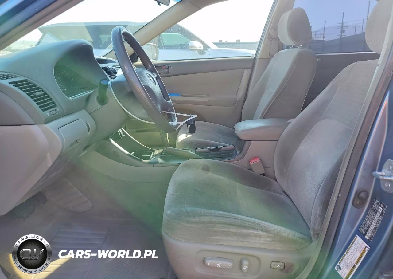 2004 Toyota Camry Le VIN:JTDBE32K440269151 - 7