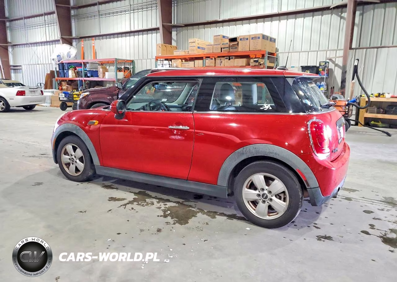 2016 Mini Cooper VIN:WMWXP5C52G2D14701 - 2