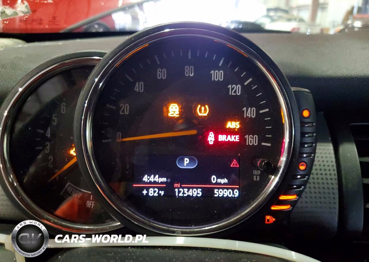 2016 Mini Cooper VIN:WMWXP5C52G2D14701 - 9