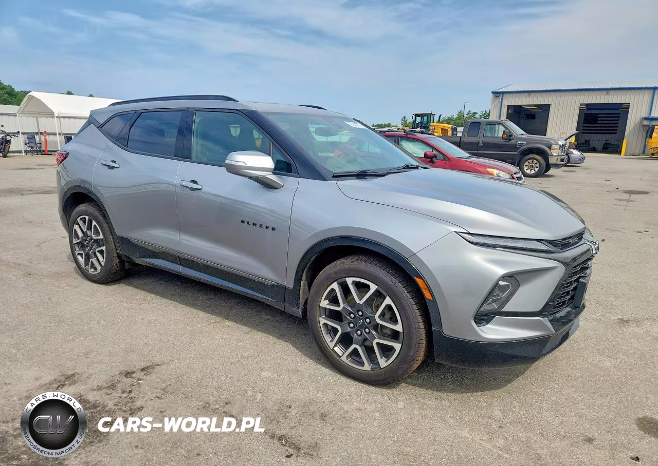 2023 Chevrolet Blazer Rs VIN:3GNKBKRS2PS235254 - 4