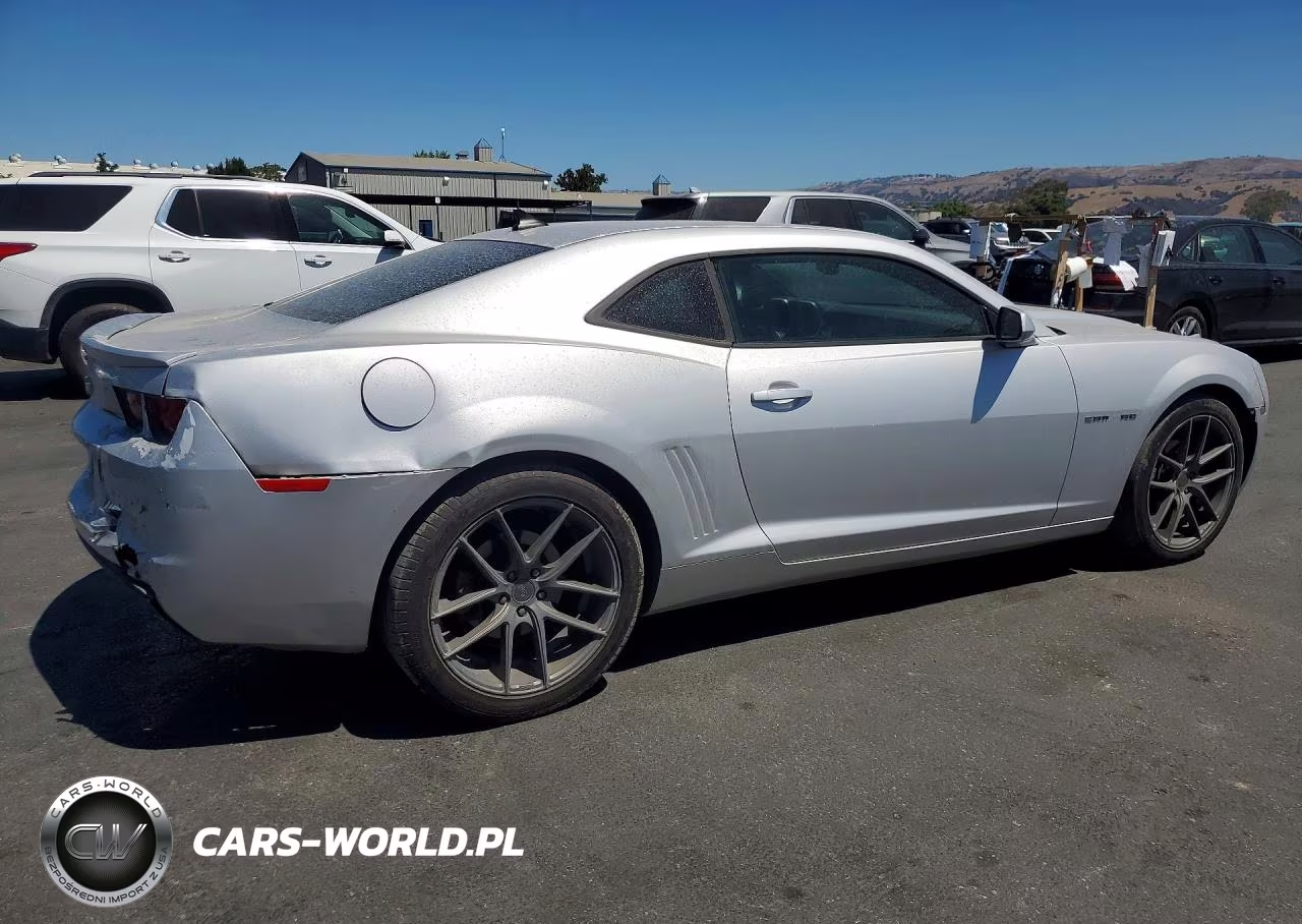 2013 Chevrolet Camaro Ls VIN:2G1FA1E37D9123556 - 3