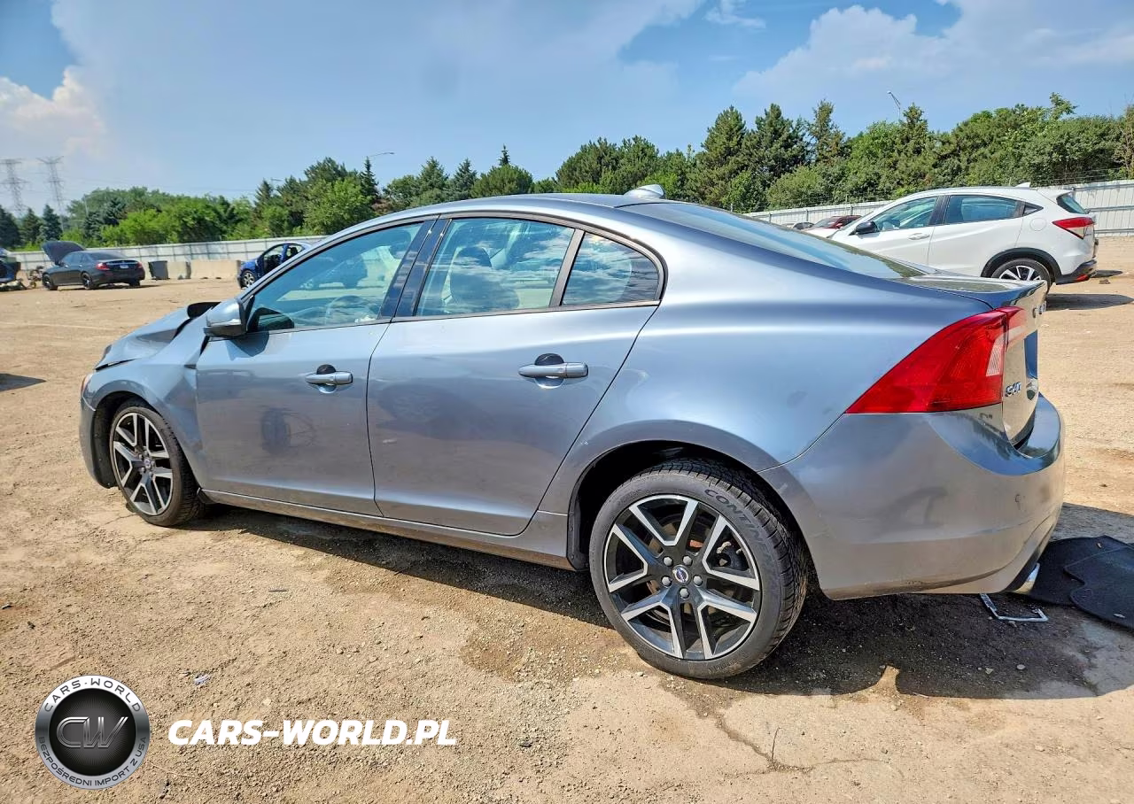 2018 Volvo S60 Dynamic VIN:YV126MFLXJ2450612 - 2
