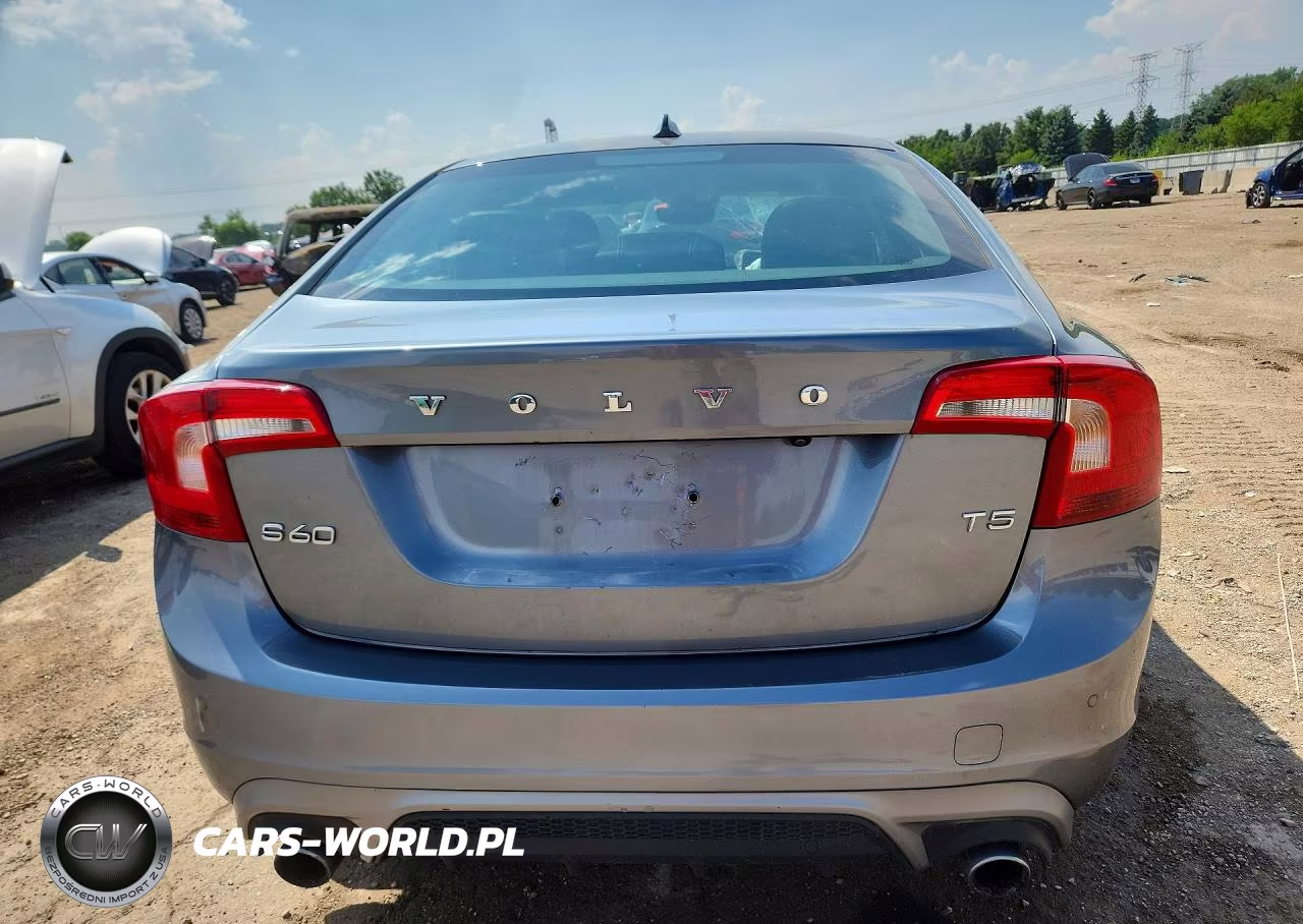 2018 Volvo S60 Dynamic VIN:YV126MFLXJ2450612 - 6