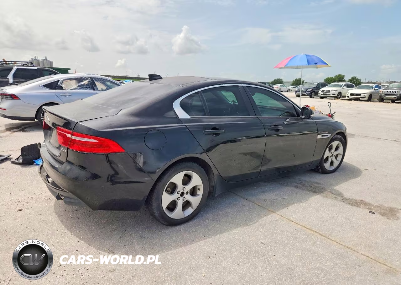 2018 Jaguar Xe VIN:SAJAR4FX1JCP39188 - 3
