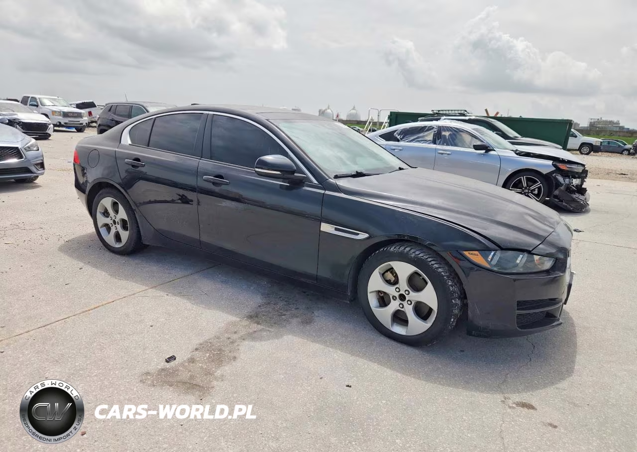 2018 Jaguar Xe VIN:SAJAR4FX1JCP39188 - 4