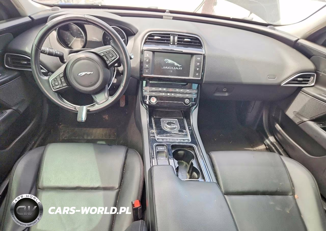 2018 Jaguar Xe VIN:SAJAR4FX1JCP39188 - 8