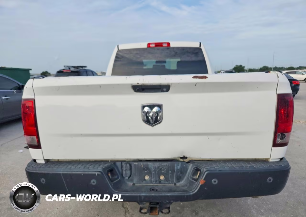 2019 Ram 1500 Classic Tradesman VIN:1C6RR6FT4KS602559 - 6
