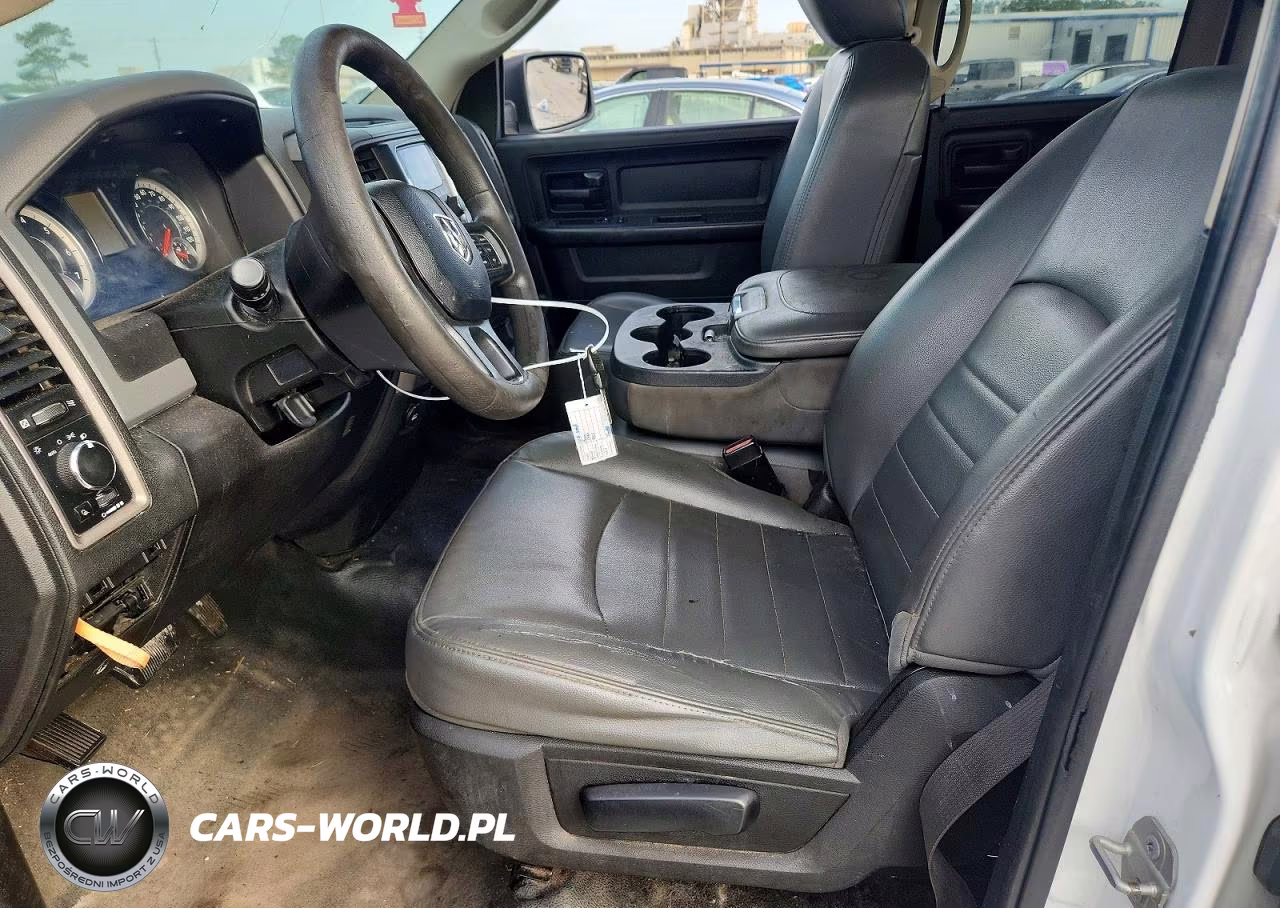2019 Ram 1500 Classic Tradesman VIN:1C6RR6FT4KS602559 - 7