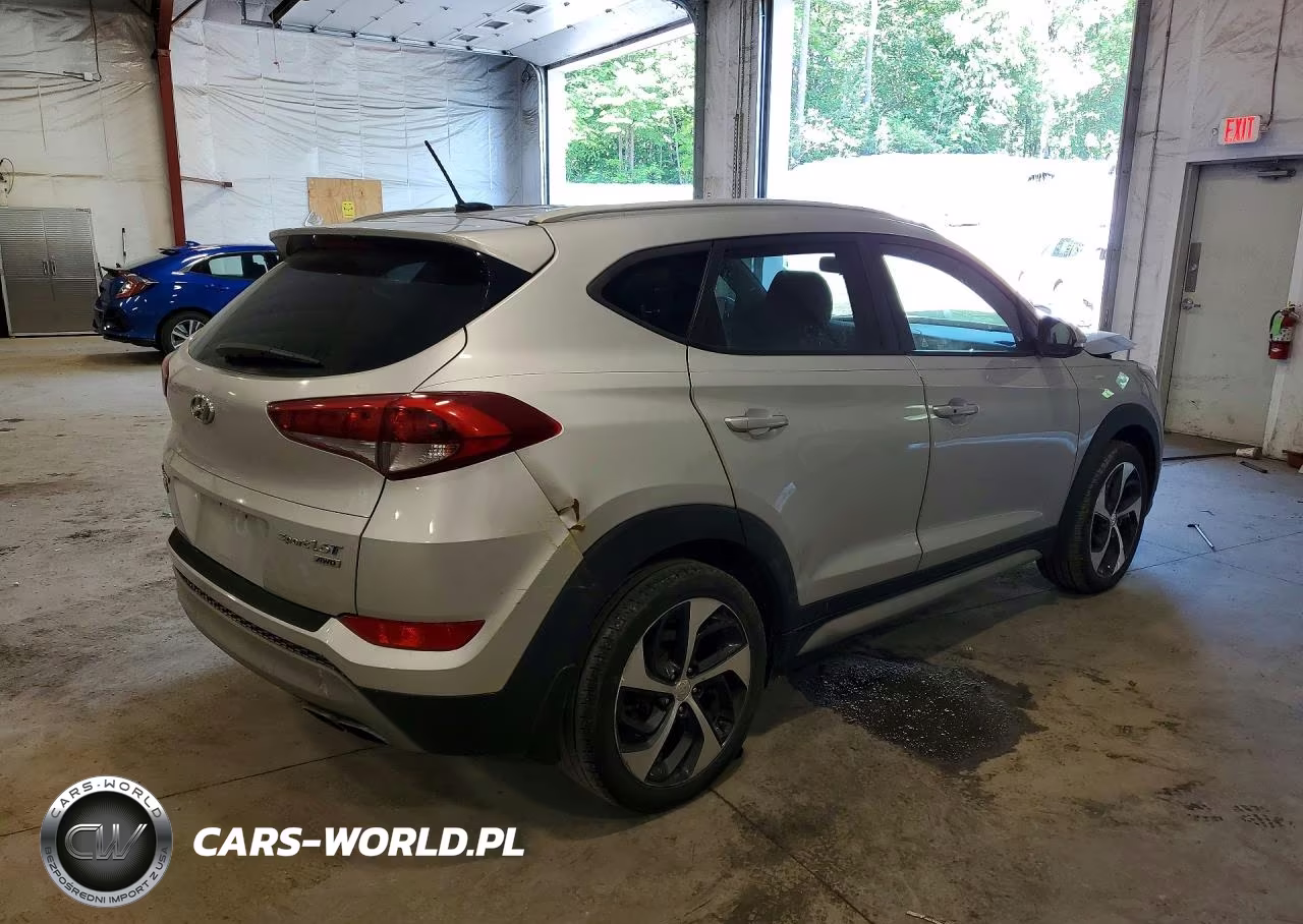 2017 Hyundai Tucson Sport VIN:KM8J3CA27HU515736 - 3