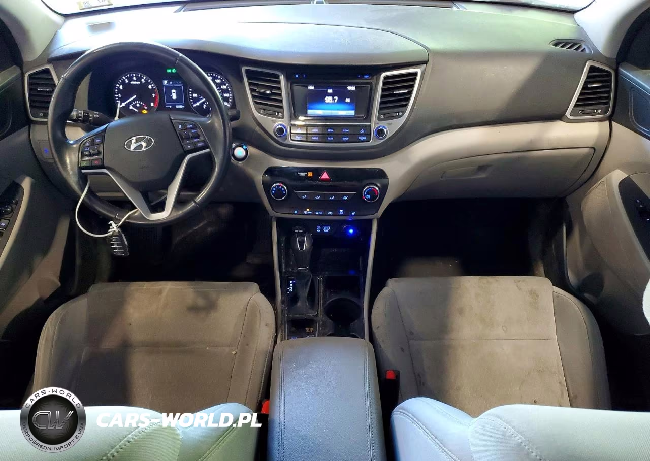 2017 Hyundai Tucson Sport VIN:KM8J3CA27HU515736 - 8