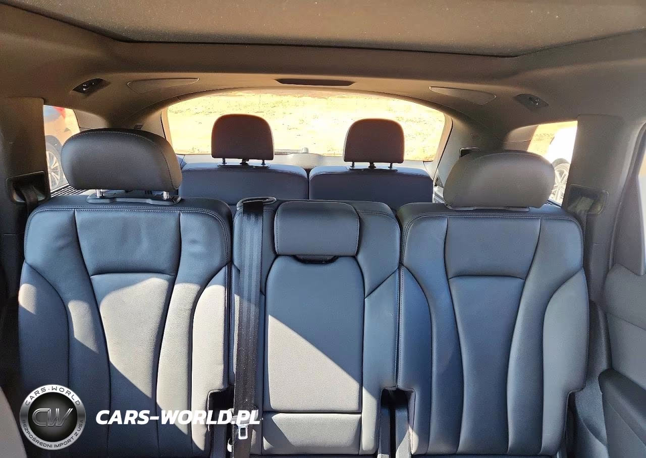 2020 Audi Q7 Premium Plus VIN:WA1LXAF73LD002562 - 10