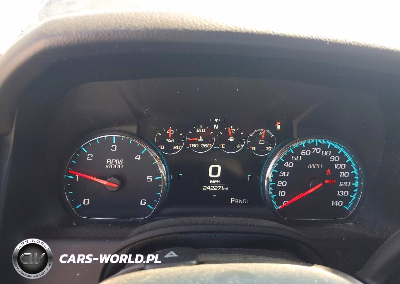 2019 Chevrolet Tahoe K1500 Premier VIN:1GNSKCKJ0KR289381 - 9