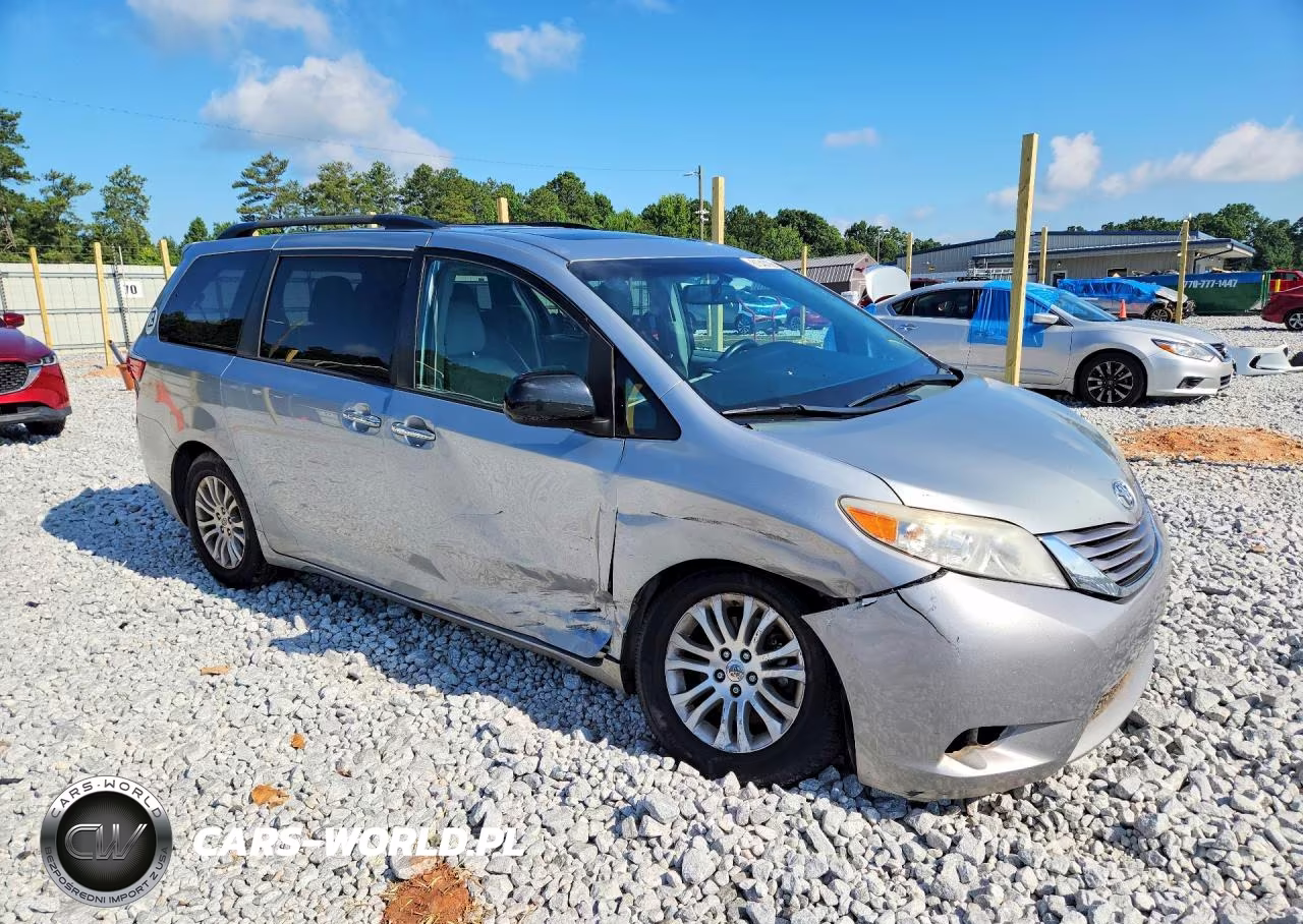 2015 Toyota Sienna Xle Premium 8-Passenger VIN:5TDYK3DC4FS534658 - 4