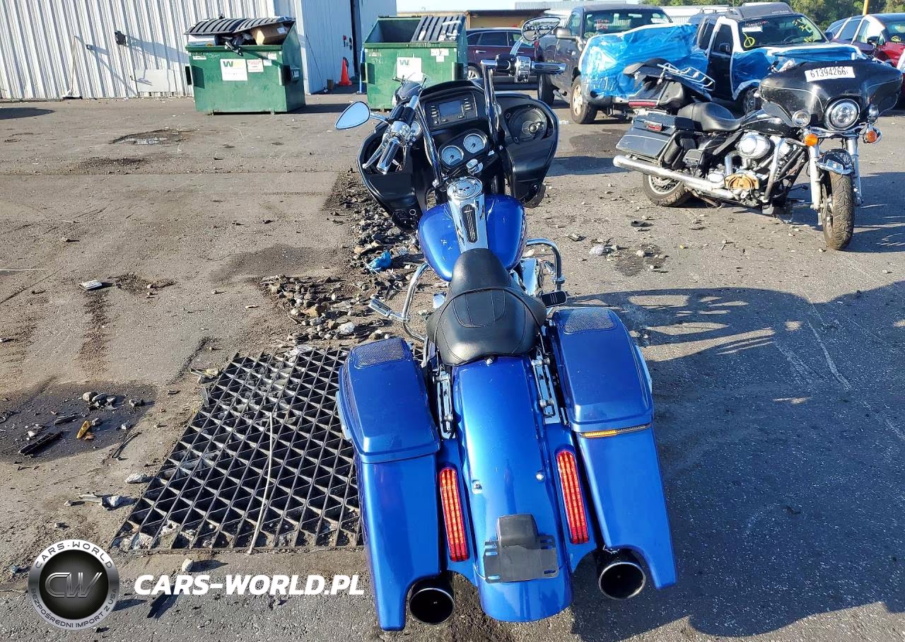 2017 Harley-Davidson Fltrx Road Glide VIN:1HD1KHC11HB633865 - 4