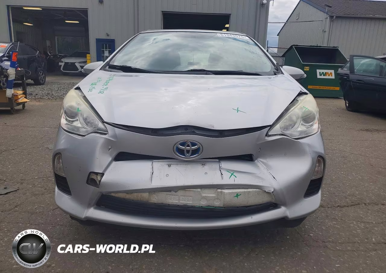 2012 Toyota Prius C Two VIN:JTDKDTB31C1004787 - 5