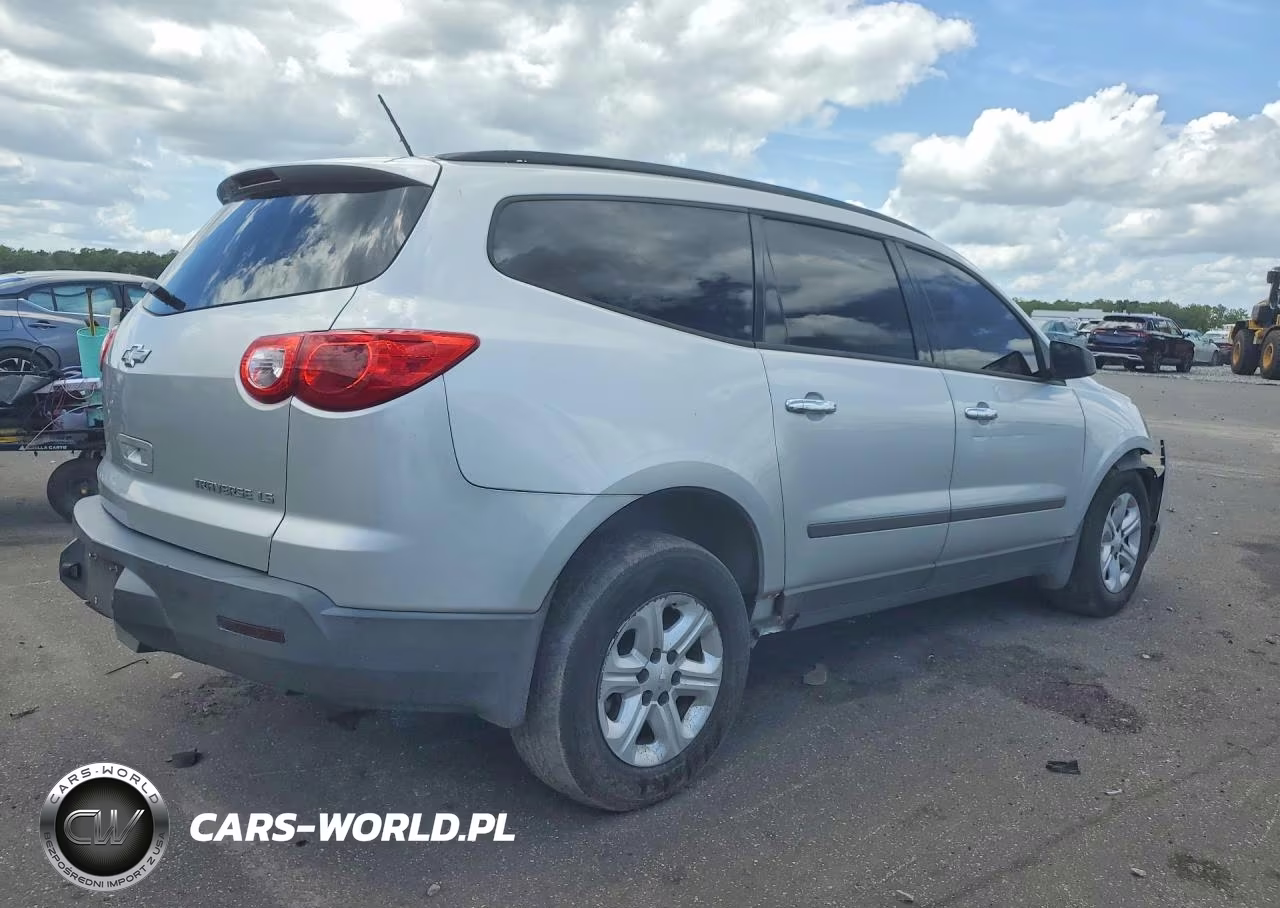 2011 Chevrolet Traverse Ls VIN:1GNKREED8BJ126277 - 3