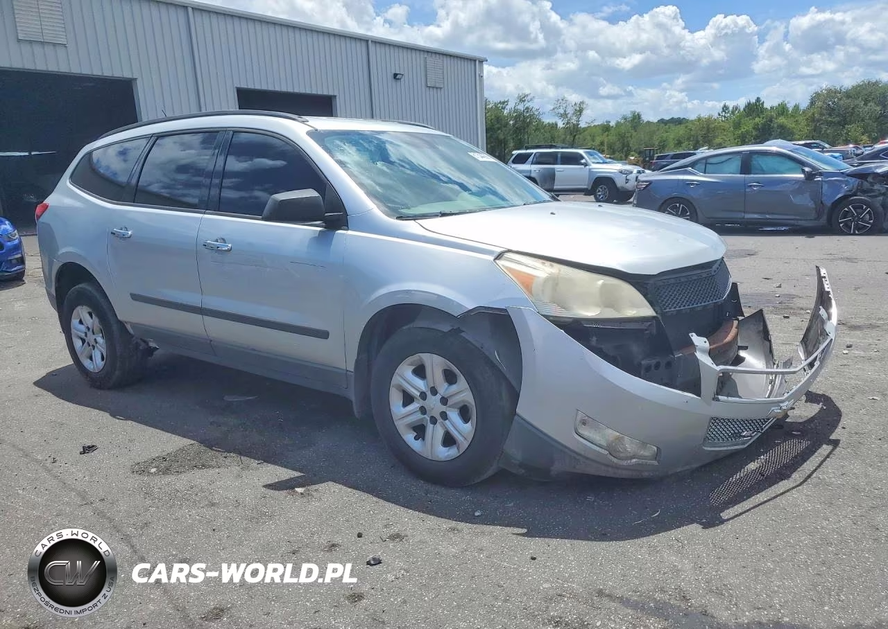 2011 Chevrolet Traverse Ls VIN:1GNKREED8BJ126277 - 4