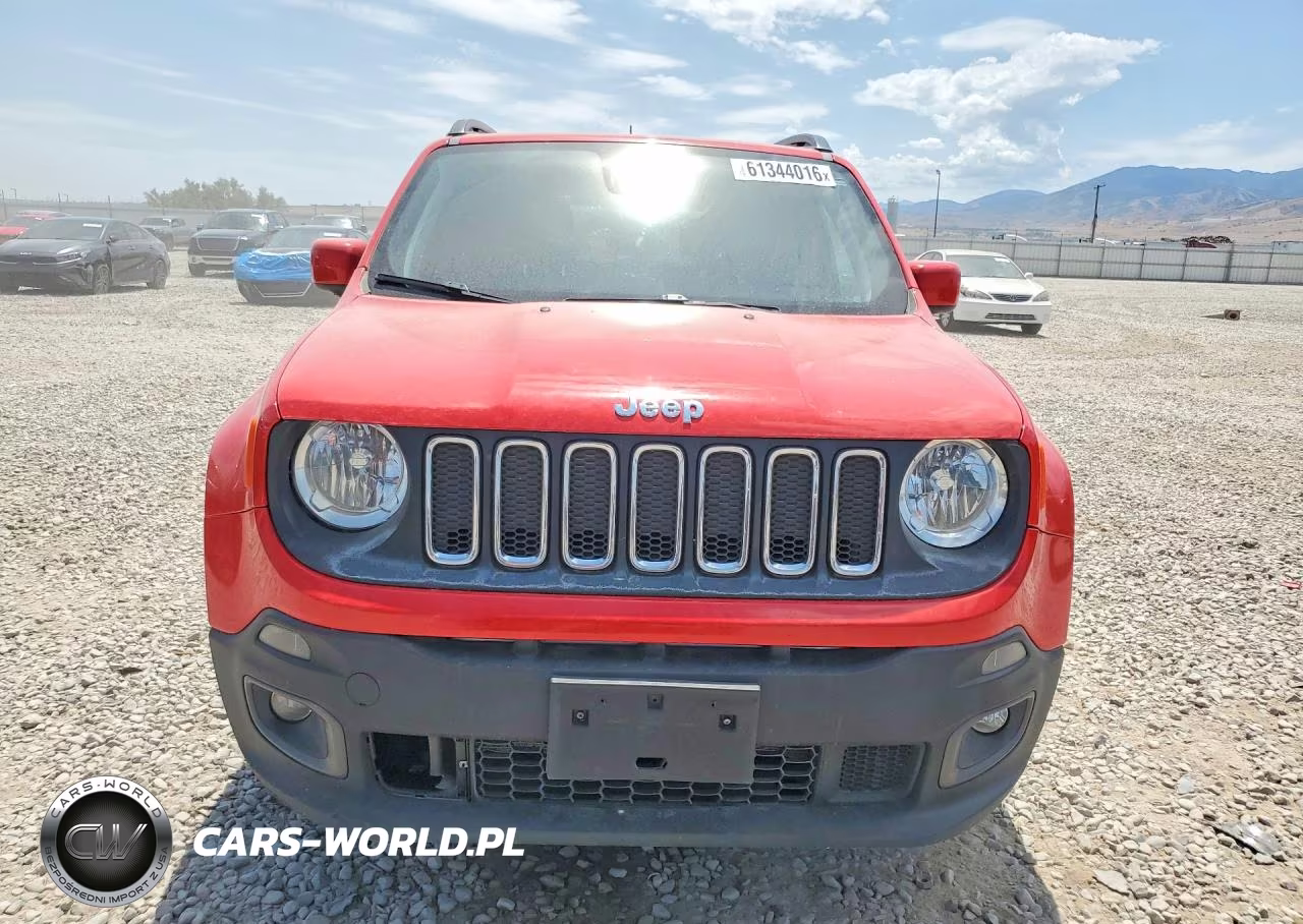 2018 Jeep Renegade Latitude VIN:ZACCJABB2JPH97362 - 5