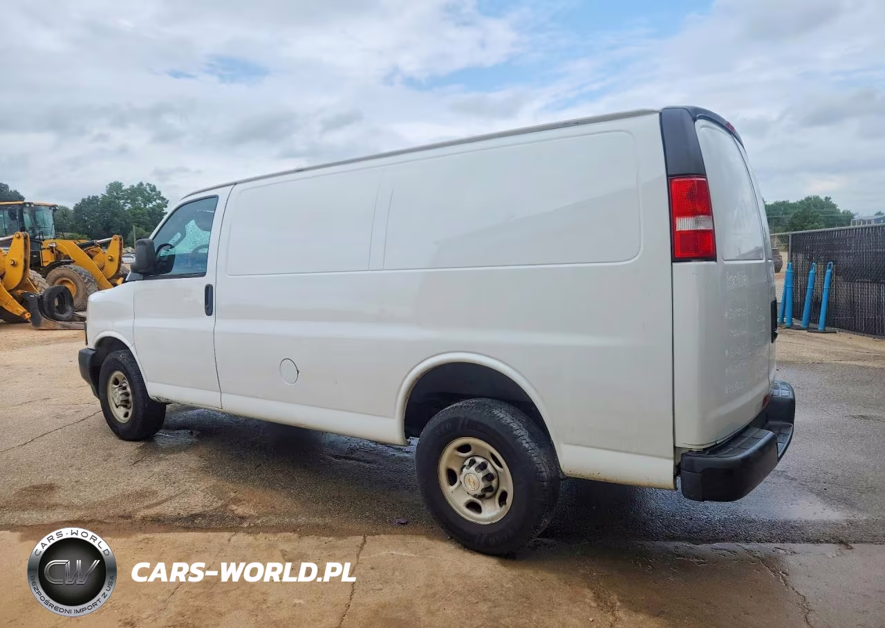 2022 Chevrolet Express G2500 VIN:1GCWGAFP4N1268583 - 2