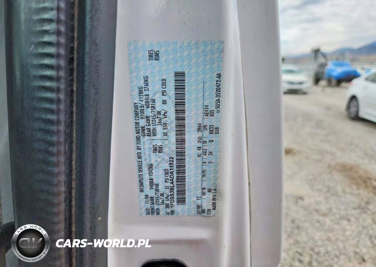 2010 Ford Econoline E350 Super Duty Wagon VIN:1FDSS3BL4ADA11522 - 13